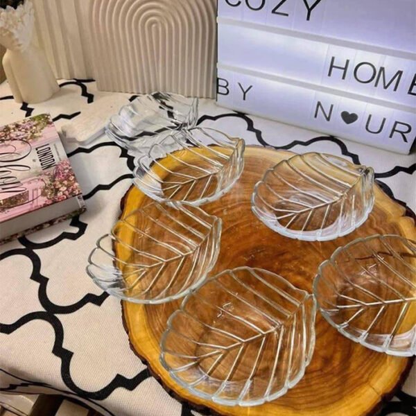 عدد 6 طبق زجاج للتسالي علي صورة ورقة شجر