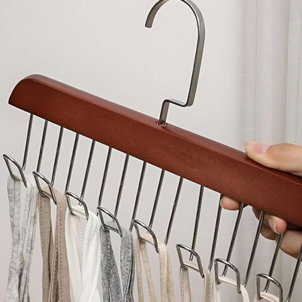 شماعات خشبية  8 هوك استالس، قابلة للتعديل لتعليق الأحزمة، الأشرطة، الملابس الداخلية، السكارفات، مع خطافات قابلة للطي لتنظيم الدولاب