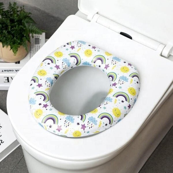 مقعد مرحاض ناعم للأطفال - قطعة واحدة بشكل ولون عشوائي - مستورد